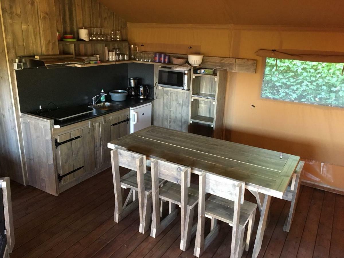Safaritent 't Kwedammertje Luxe tent Kwadendamme